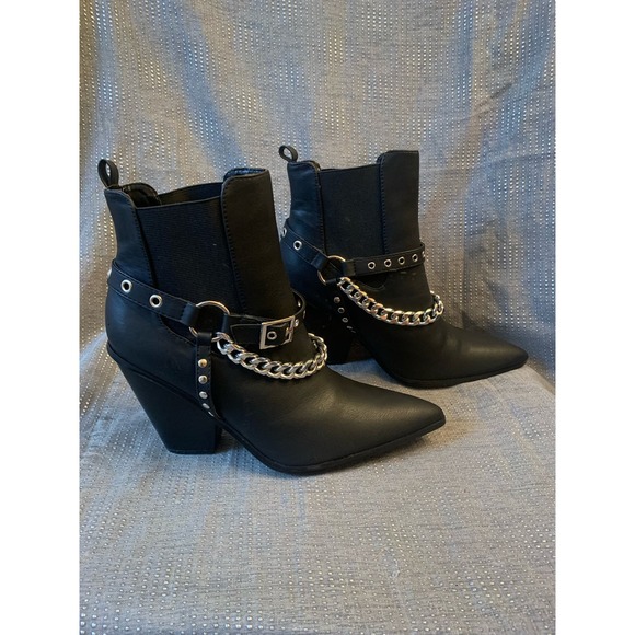 H Cape Robbin black boots with chains SZ 8.5 - Picture 5 of 10